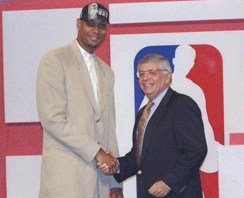 以顽强的拼 以顽强的拼