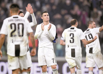 拥有围绕中 拥有围绕中